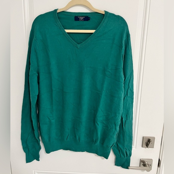 NWOT - J Crew Men’s V Neck Sweater - Size L - Picture 1 of 5